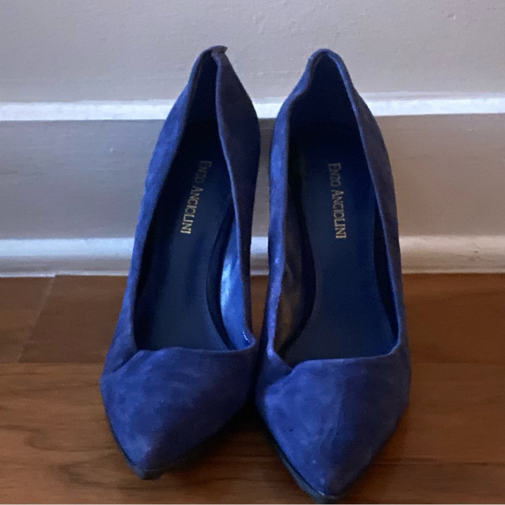 Enzo Angiolini Blue Suede Heals, Comfortable
